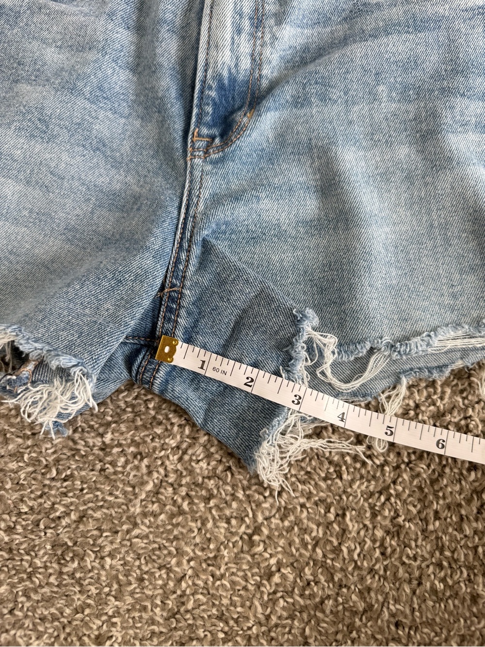AMERICAN EAGLE | Highest Rise 90s Boyfriend Short - Size 6 - Picture 11 of 11